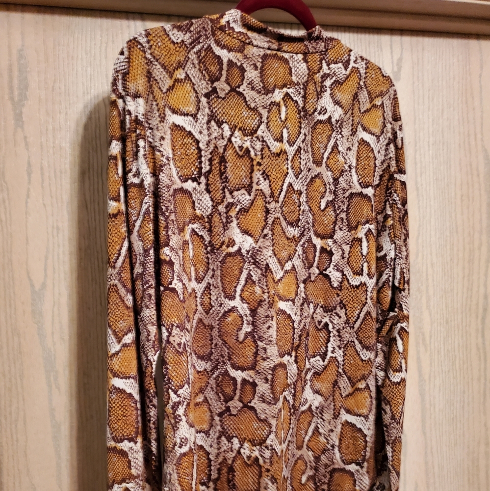 Snake Skin Pattern Bodysuit - Picture 3 of 5